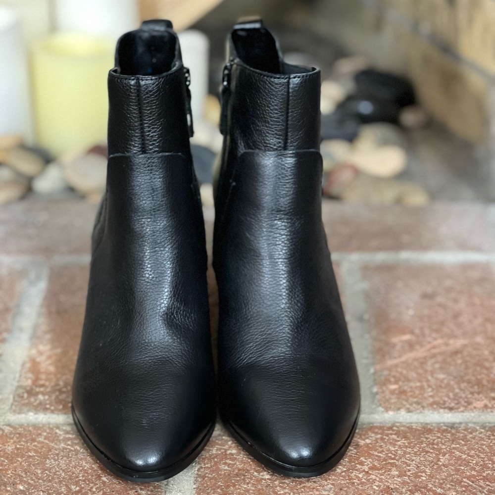 Violet & Red Kennedy Booties